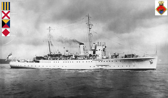 HMS Scarborough in peacetime rig